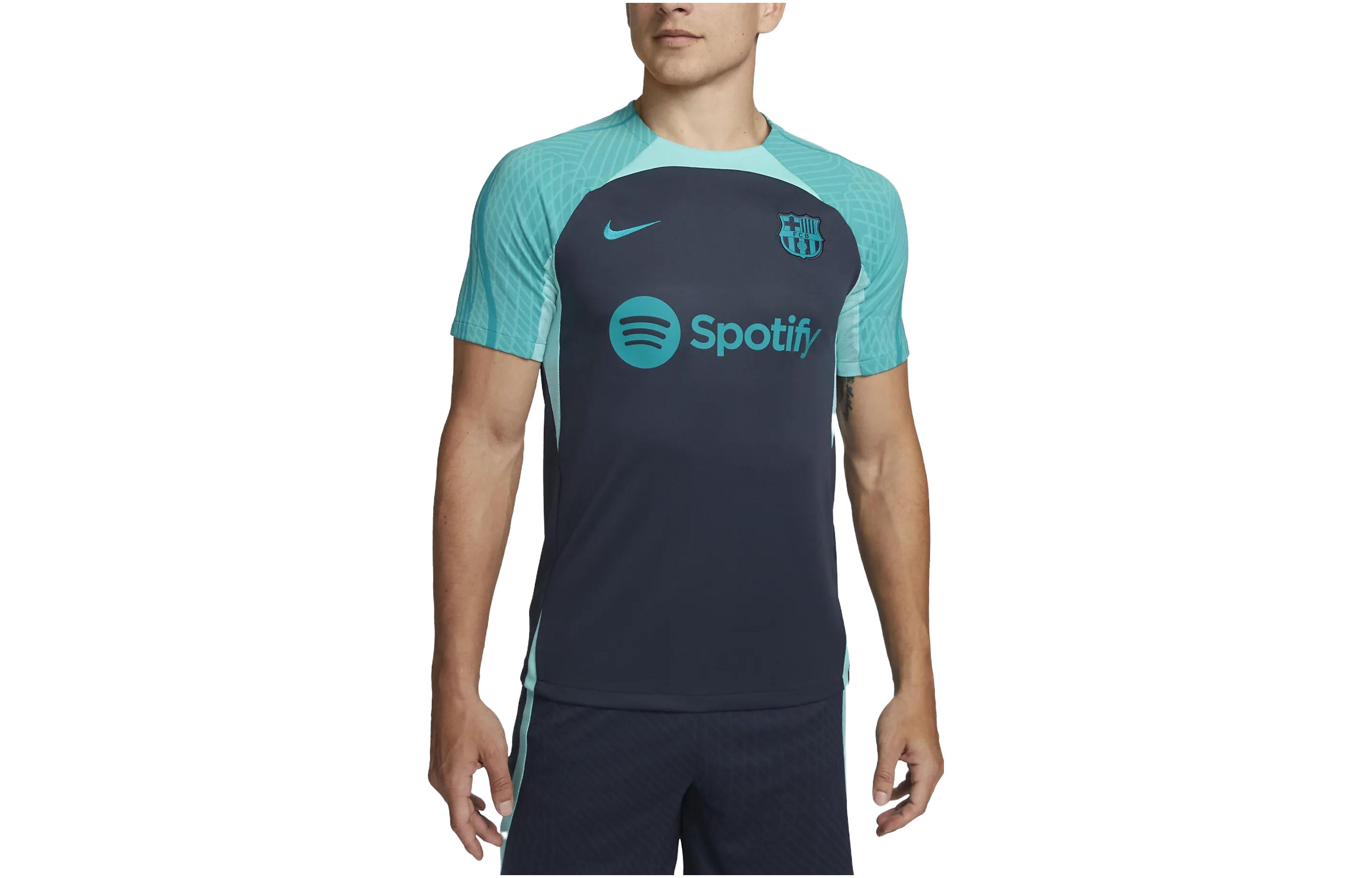 Nike Retro football dark blue football uniform with a round collar, with short sleeve