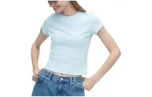 UNIQLO T Shirt Women's Light Blue