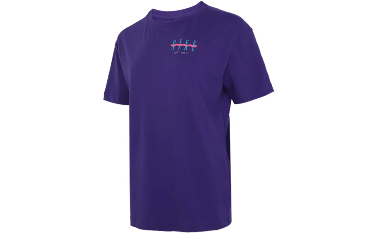 Nike T-Shirts Women's Purple Crew Neck Moderate Straight Fit