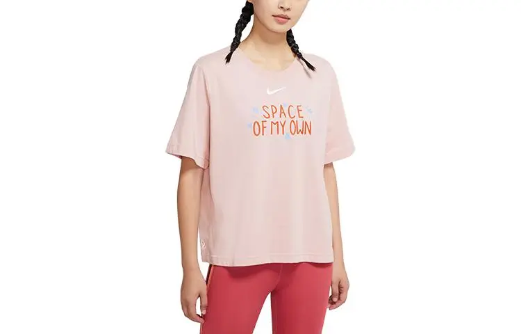 Nike T-Shirts Women's Pink Crew Neck Moderate Straight Fit
