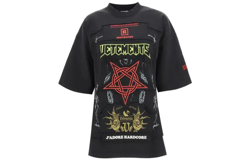 Vetements T Shirts Women's Black Crew Neck