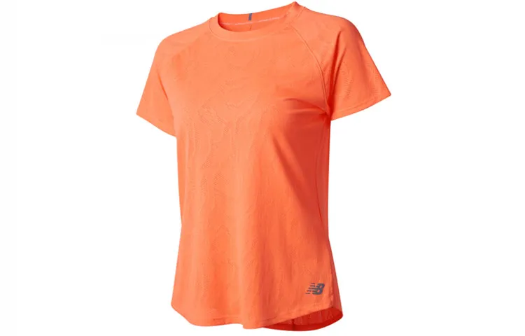 New Balance T-Shirts Women's Orange Crew Neck Moderate Nipped-in Waist