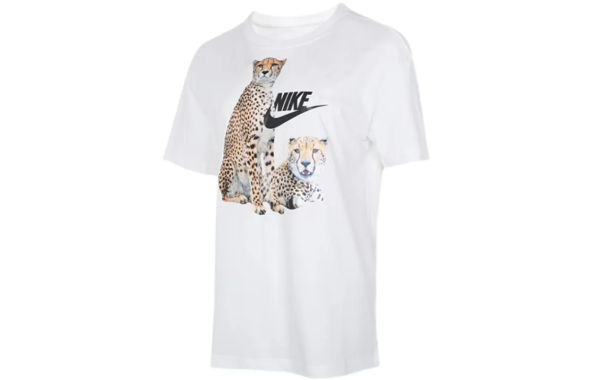 Nike T-Shirts Women's White Crew Neck Moderate Straight Fit