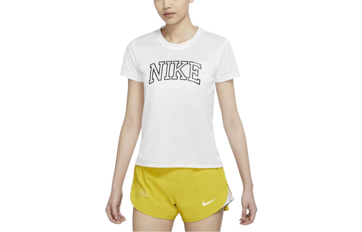 Женская футболка Nike Dri-FIT Tee (белая)