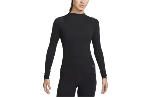 Nike T Shirts Women's Black Crew Neck Moderate Straight Fit