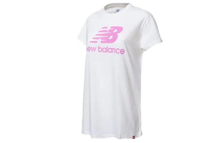 New Balance T Shirts Women's White Crew Neck Moderate Straight Fit
