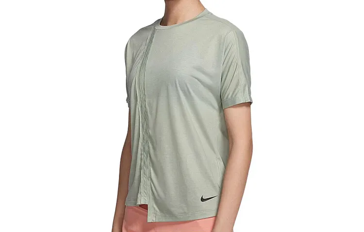 Nike T-Shirts Women's Green Crew Neck Moderate Straight Fit