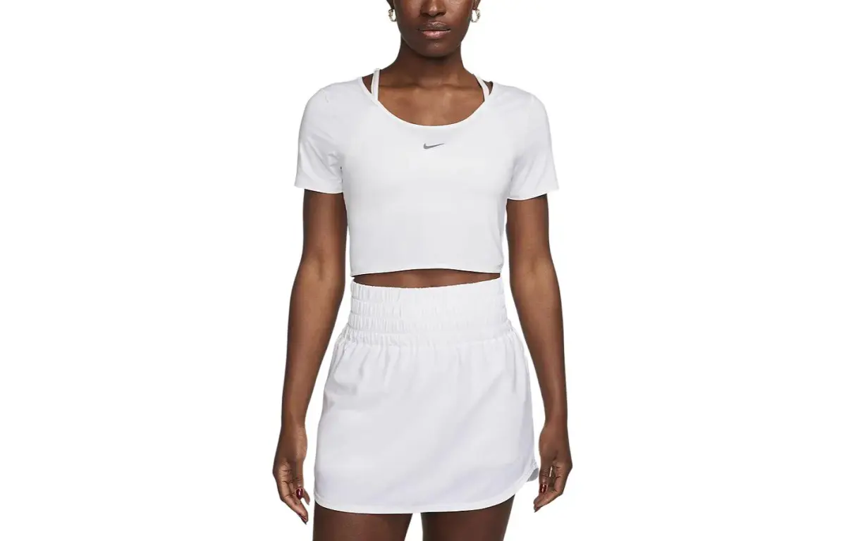 Nike T-Shirts Women's White Crew Neck Moderate Straight Fit