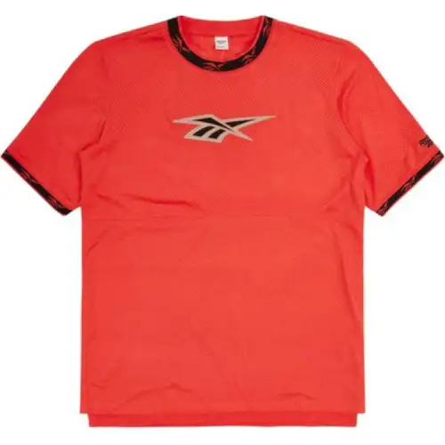 Reebok T Shirts Women's Red Crew Neck Moderate Other