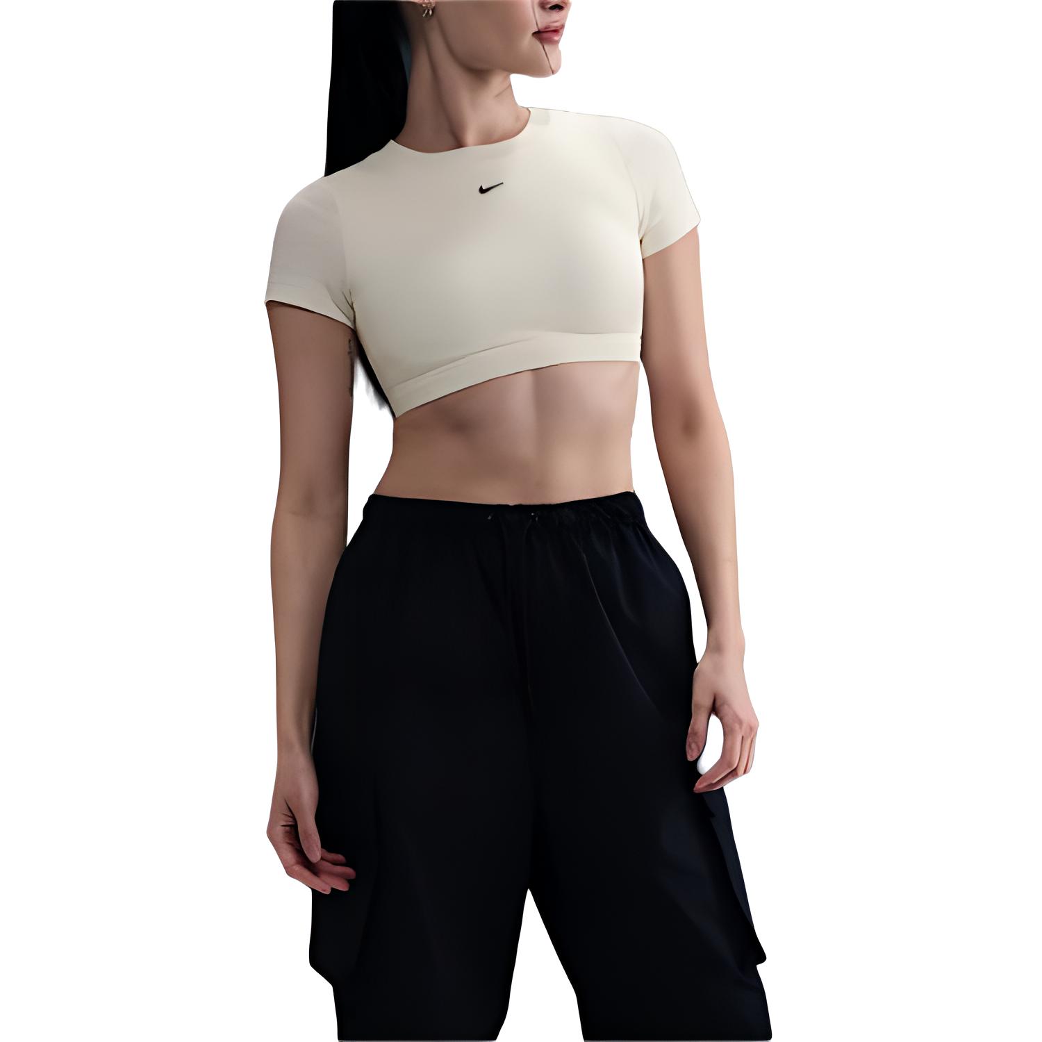 Женская футболка Nike Slim Crop T-shirt (бежевая)