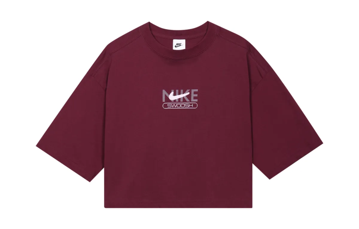 Nike Crop Tops Women's Red Crew Neck Moderate