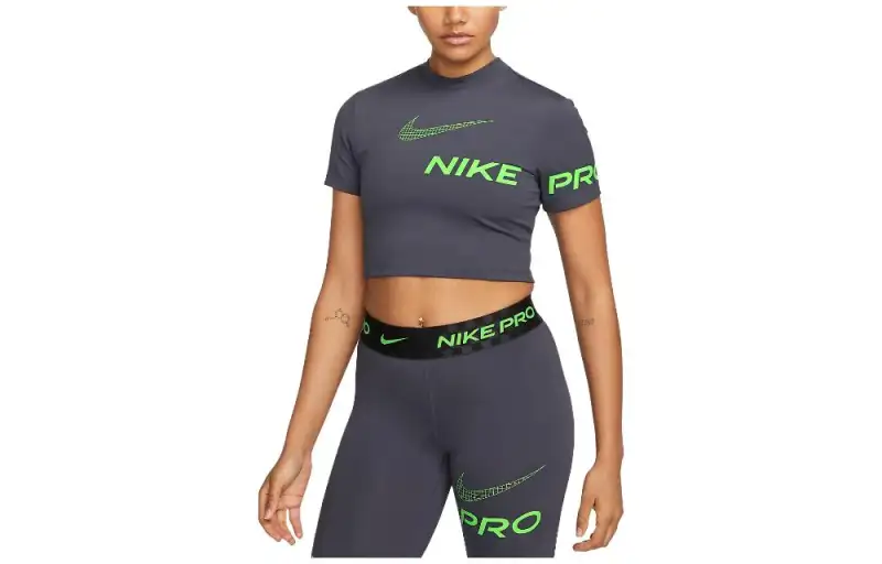 Nike Crop Tops Women's Gray Crew Neck Moderate