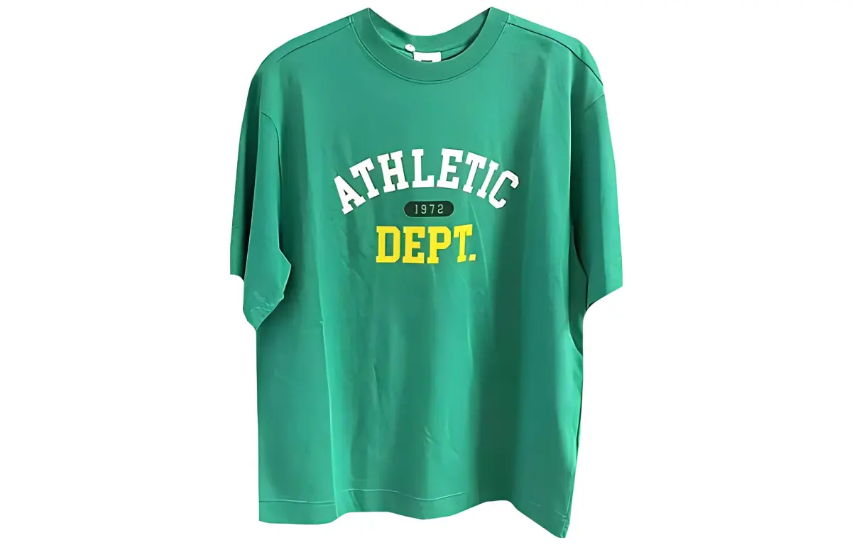 Nike T-Shirts Women's Green Crew Neck Moderate Straight Fit