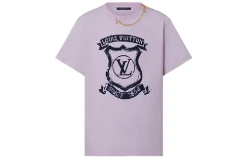 LOUIS VUITTON New Quarterly Products Of LV T Shirts Women's Light Pink Red Crew Neck Moderate Straight Fit