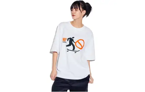 UNIQLO T Shirts Women's White Crew Neck Moderate Straight Fit