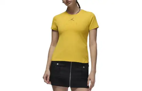 Jordan Essential Women's Slim Tee