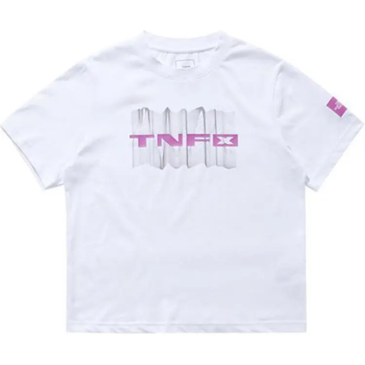 THE NORTH FACE T-Shirts Women's White Crew Neck Moderate Straight Fit
