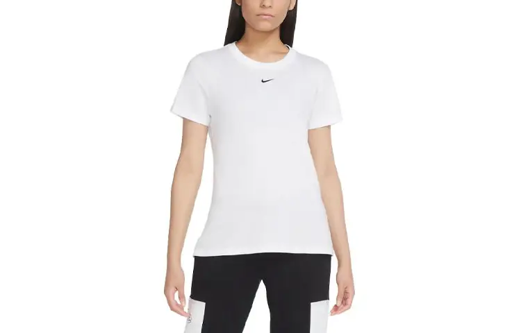 Nike T Shirts Women's White Crew Neck Moderate Straight Fit