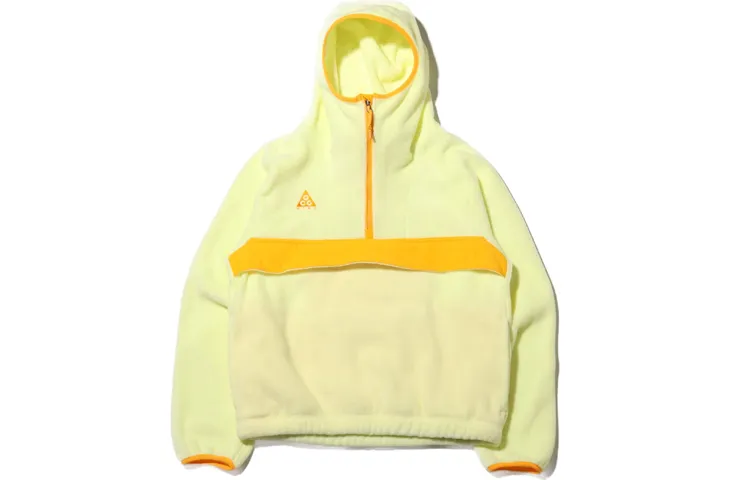 Nike Sweatshirt Women's Light Yellow
