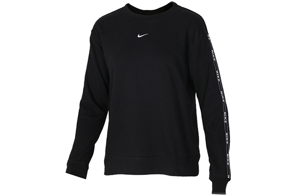 Женская футболка Nike (черная)