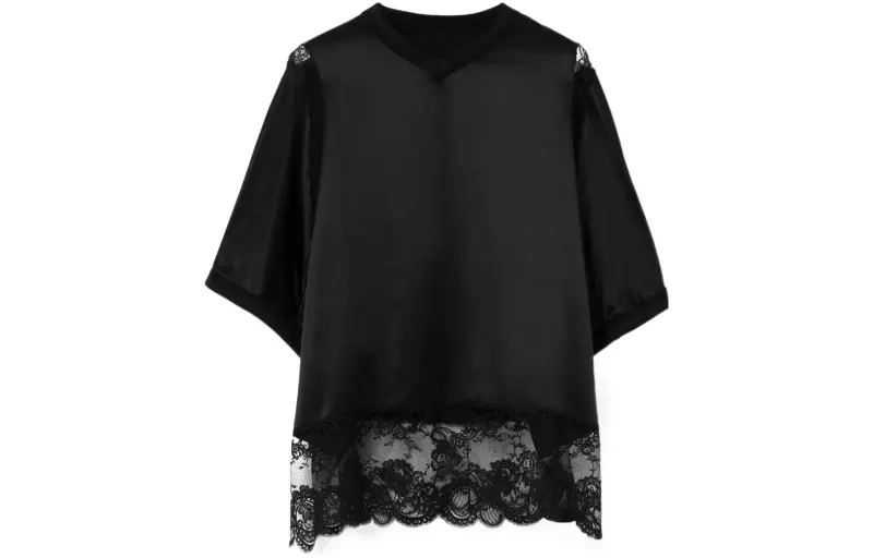 Burberry T Shirts Women's Black Crew Neck Moderate Straight Fit