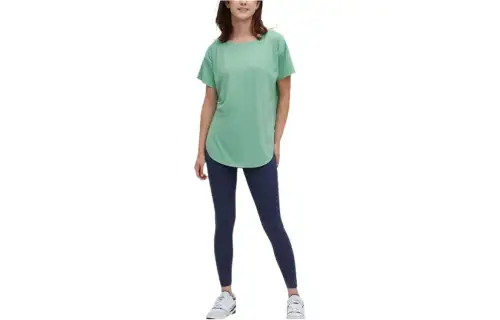 UNIQLO T Shirts Women's Green Crew Neck Moderate Straight Fit