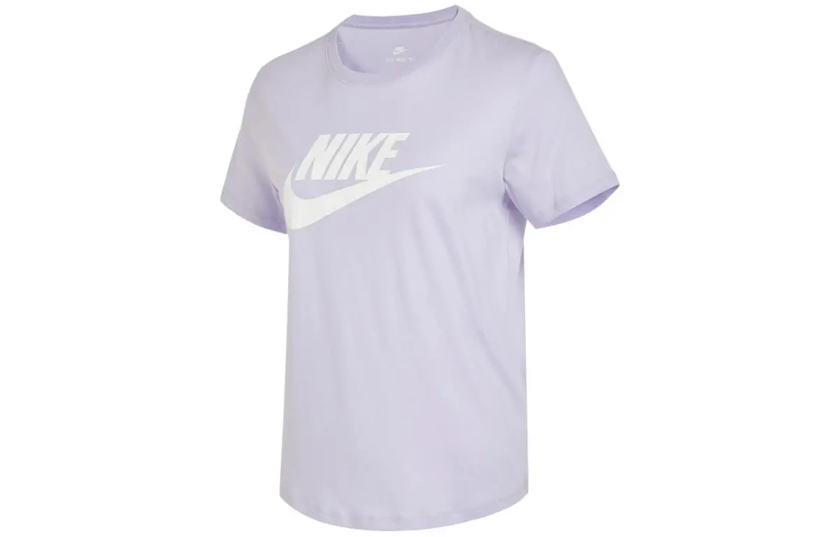 Nike Sportswear Essentials Women'ss Retro Logo Print Crewneck T-Shirt Purple