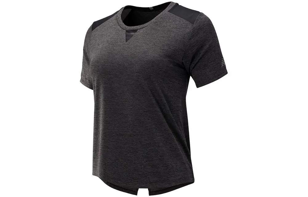 New Balance T-Shirts Women's Black Crew Neck Moderate Straight Fit