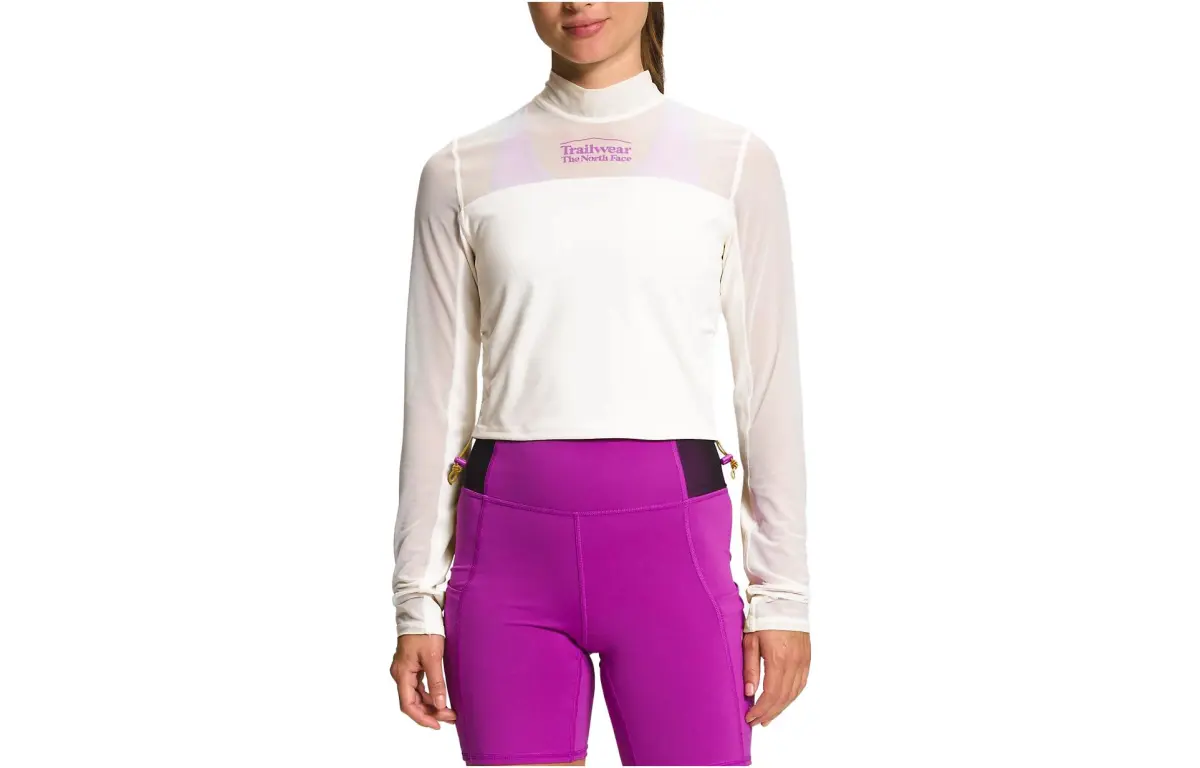 THE NORTH FACE T-Shirts Women's White Stand Collar Moderate Straight Fit