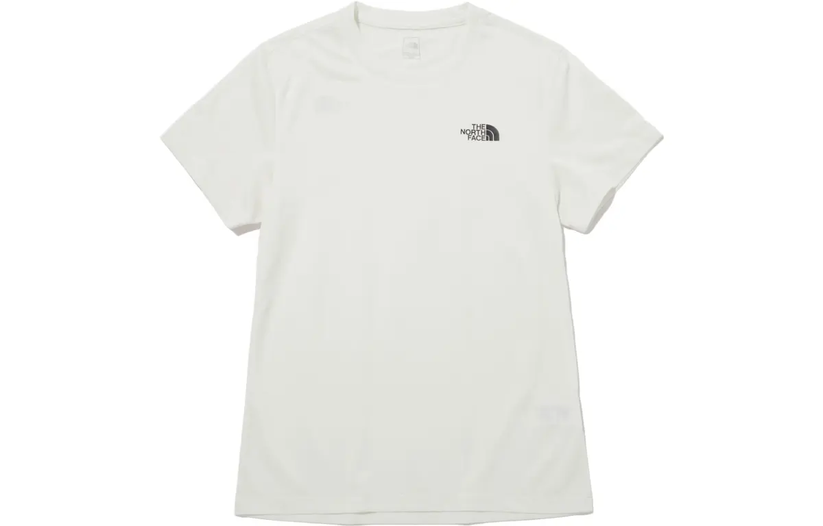 THE NORTH FACE T-Shirts Women's White Crew Neck Moderate Straight Fit