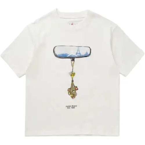 Nike Women's Girlfriend T-Shirt