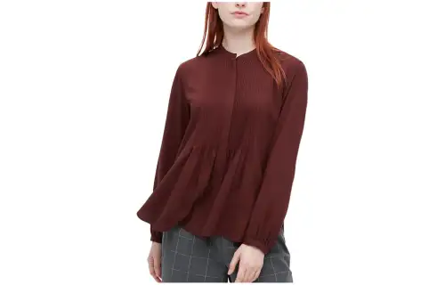UNIQLO Shirts Women's Dark Red Crew Neck Moderate Shirt