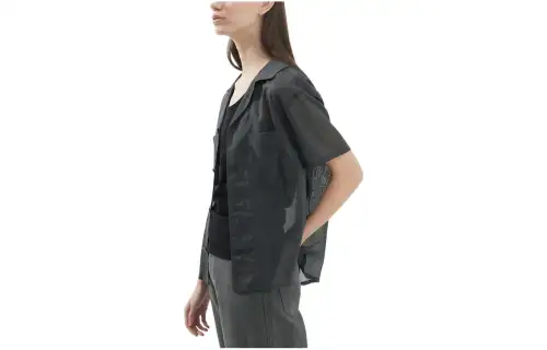 UNIQLO Shirts Women's Dark Gray Lapel Moderate Other