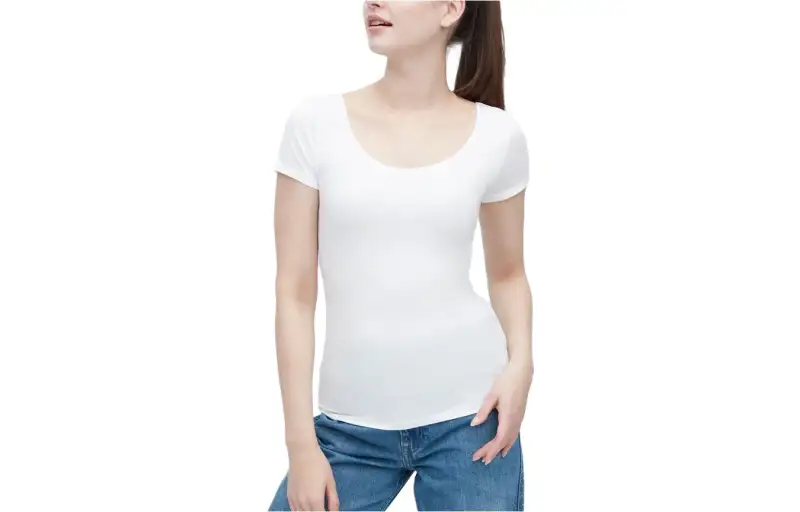 UNIQLO T Shirts Women's White Crew Neck Moderate Other