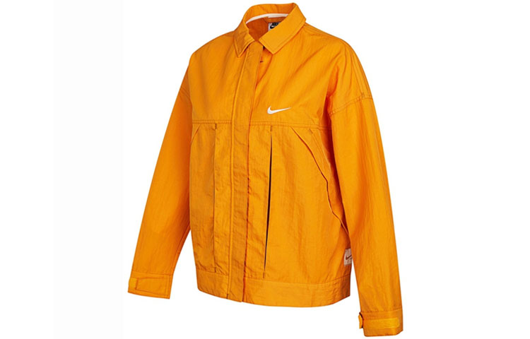 Женская куртка Nike Sportswear Swoosh (желтая)