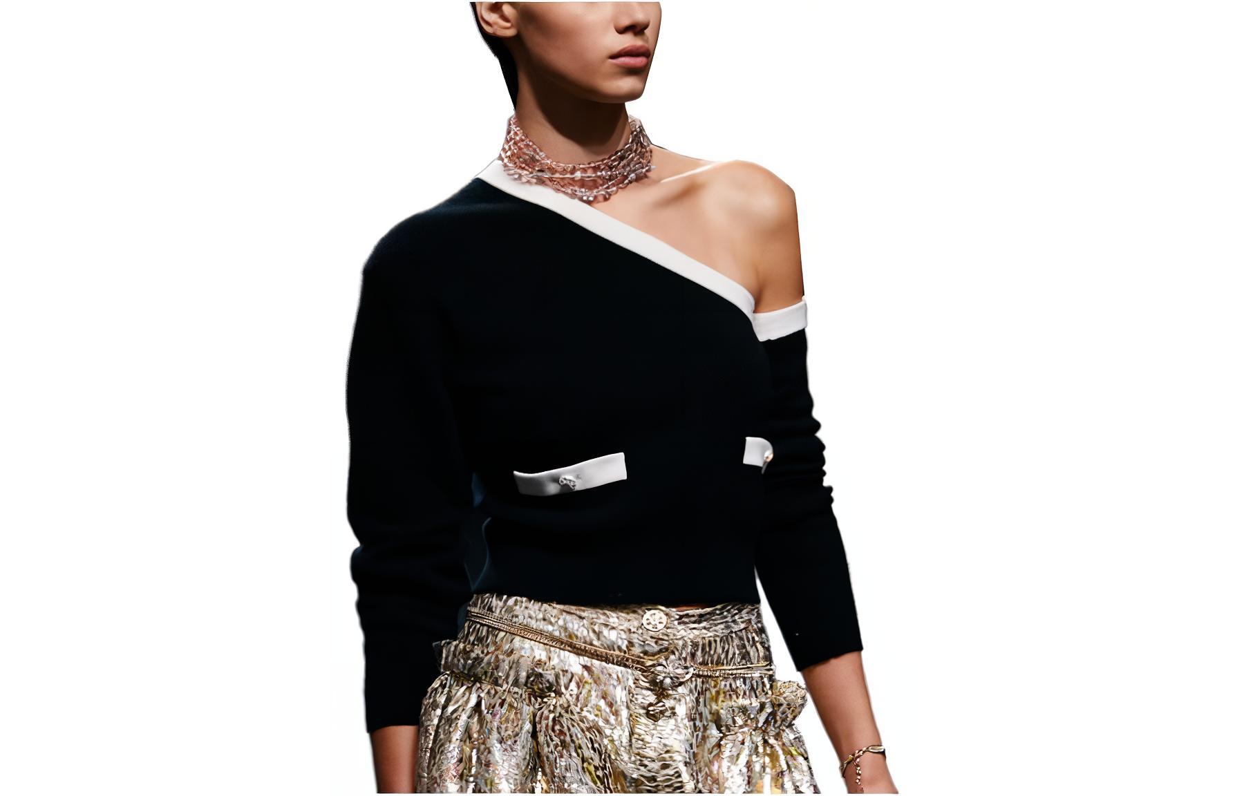 CHANEL Chanel, knitted black sweater