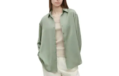 UNIQLO Shirts Women's Grass Green Half Open Collar Moderate Other