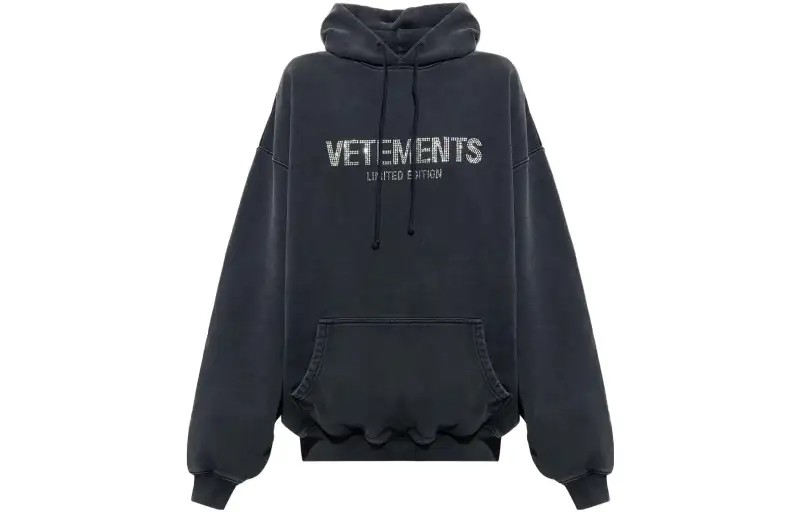 Vetements logo-embellished hoodie