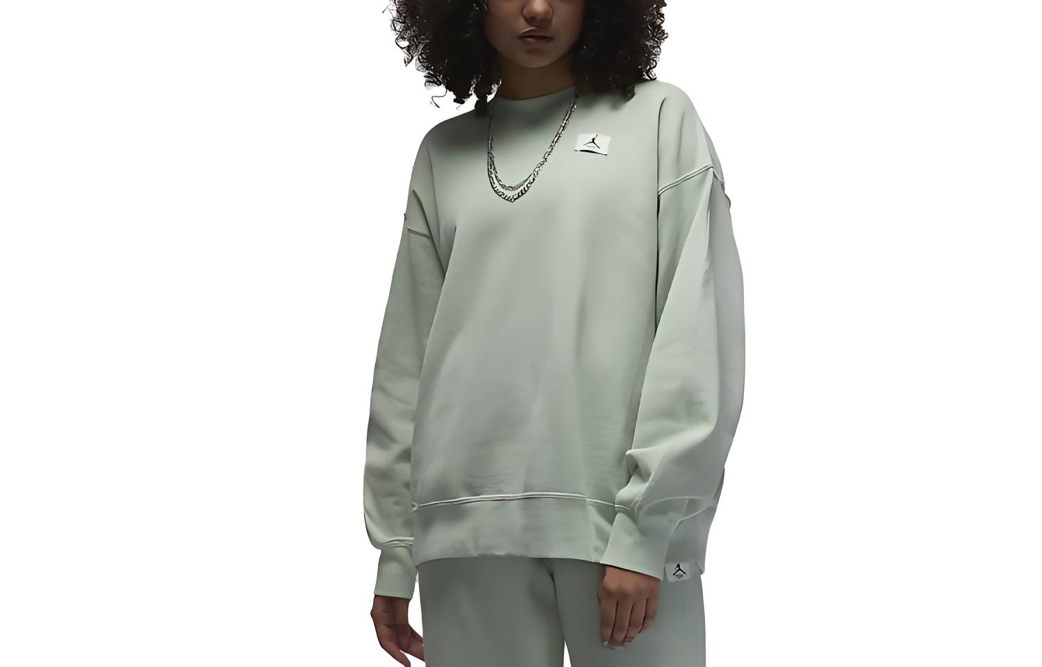 Jordan Flight Sweatshirts Women's Emerald Crew Neck Moderate Regular