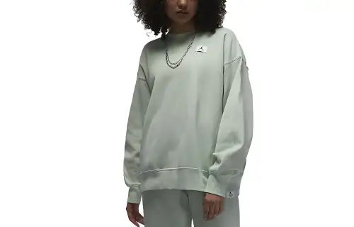 Jordan Flight Sweatshirts Women's Emerald Crew Neck Moderate Regular