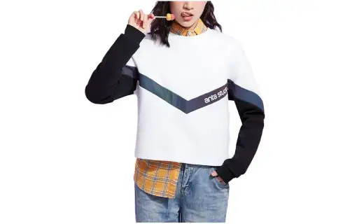 ANTA Life Collection Sweatshirts Women's Snowflake White Crew Neck Moderate Regular