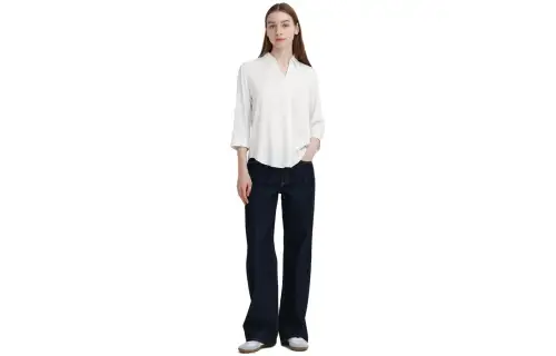 UNIQLO Shirts Women's White V Neck Moderate Shirt