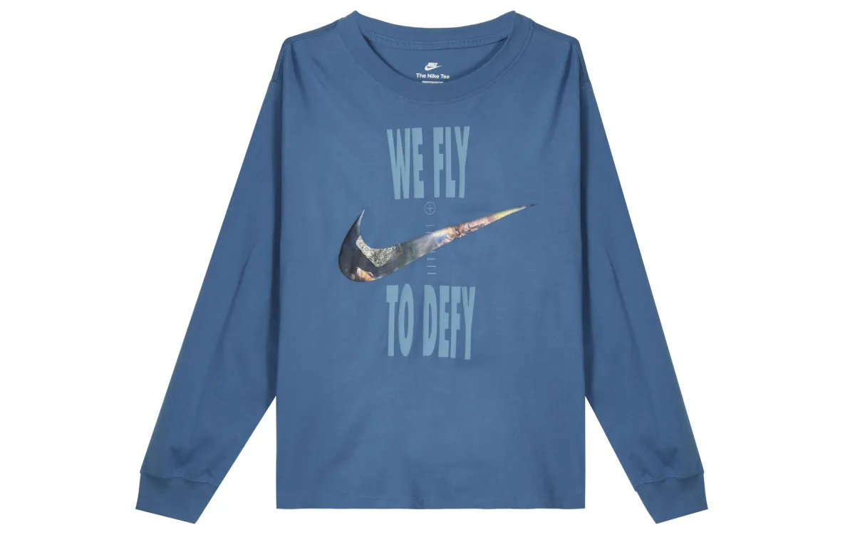 Nike Sweatshirts Women's Blue Crew Neck Moderate Straight Fit