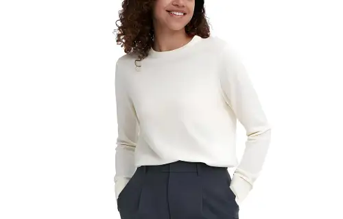 UNIQLO Knitwear Women's Ivory Crew Neck Moderate Base Layer