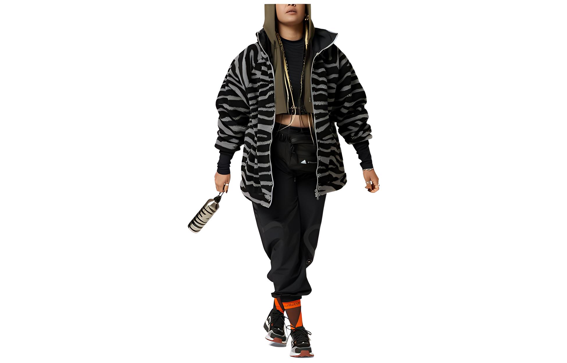 Женская куртка adidas Jacket (черная)