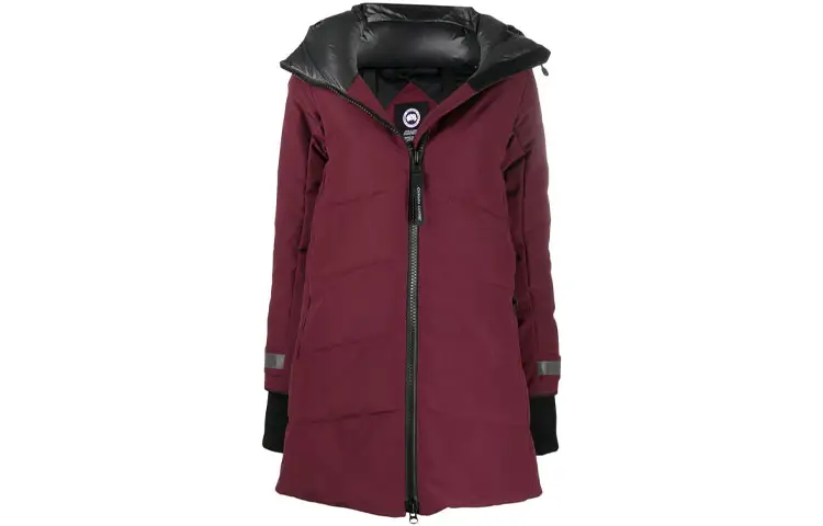 Canada Goose Down Jacket Women's Burgundy