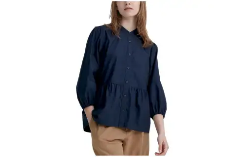 UNIQLO Shirts Women's Navy Blue Crew Neck Moderate Shirt