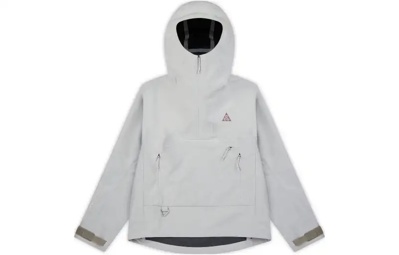 Nike ACG Jackets Women's White Hooded Moderate Other