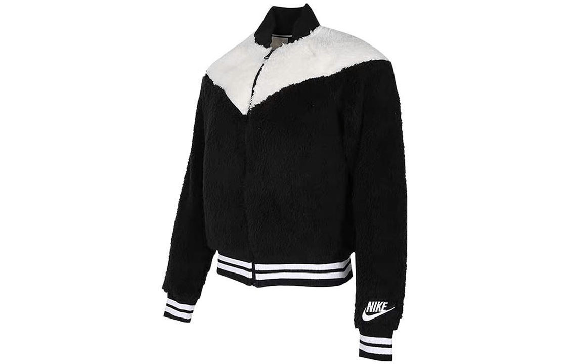 Женская куртка Nike (черная)