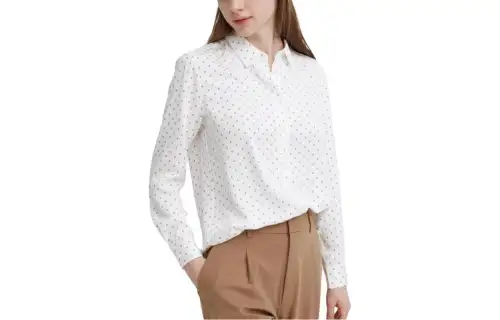 UNIQLO Shirts Women's Ivory Pointed Collar Moderate Other